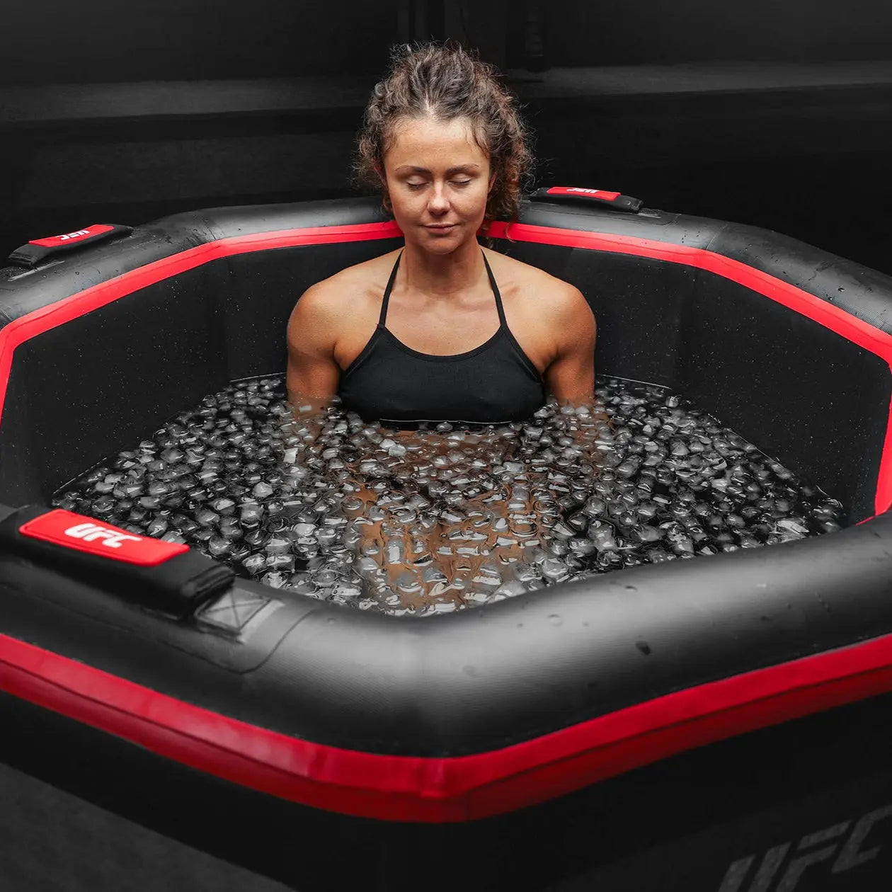 ICEO Recovery Bath UFC octagon ice bath