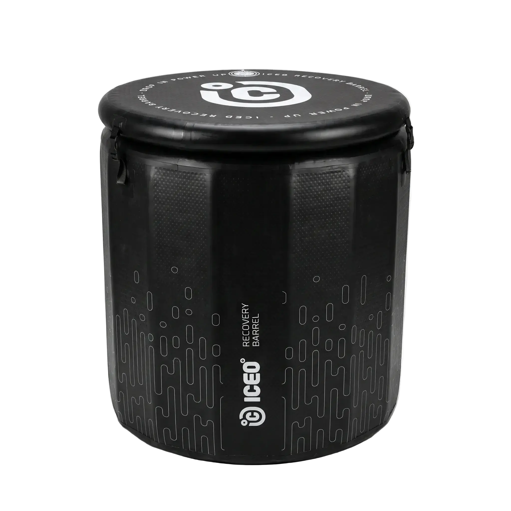 ICEO Recovery Barrel Pro ijsbad met dichtgeklapt deksel op donkere achtergrond